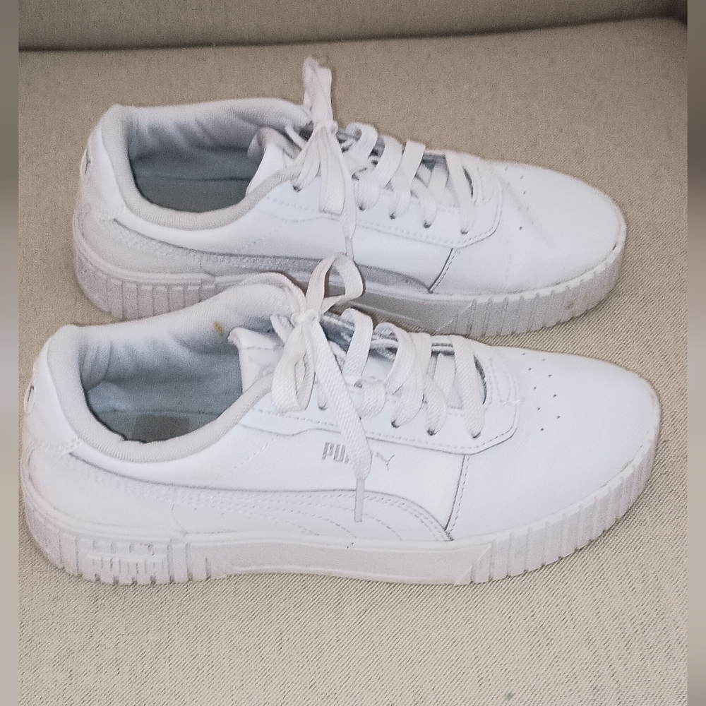 Puma Solid white leather  Women's Size 8 Sneakers - Picture 11 of 11